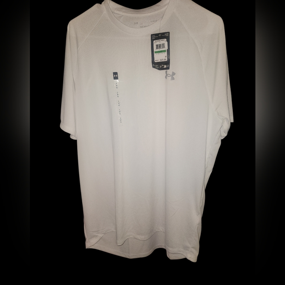 Under Armour White Performance Tee Size Large NWT